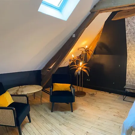 Nocleg ze śniadaniem La Maison De Martha 4*