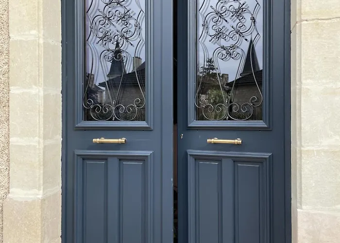 La Maison De Martha Bed & Breakfast 3*